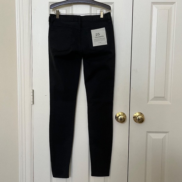 J. Crew Dark Charcoal Gray Toothpick Jeans (Size 25) - Picture 3 of 9